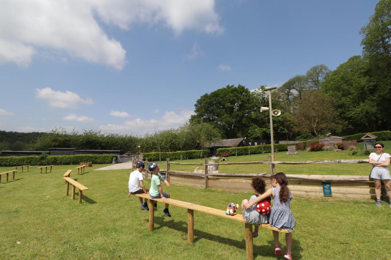 Leeds Castle Knights Glamping Hotel Buitenkant foto
