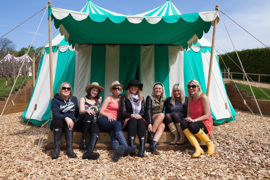 Leeds Castle Knights Glamping Hotel Buitenkant foto