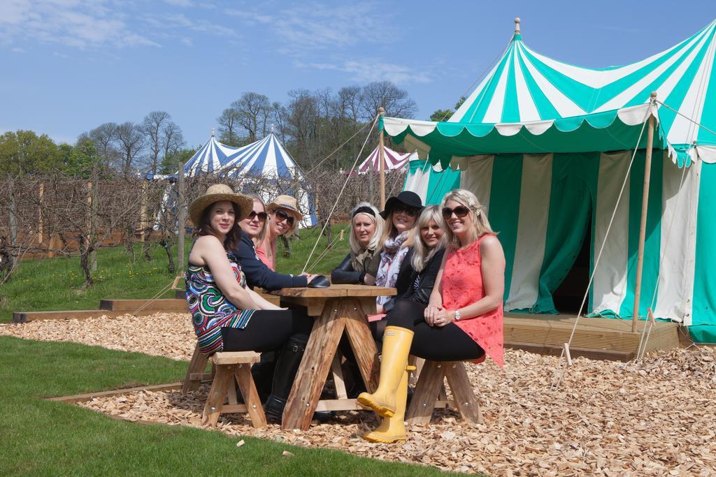 Leeds Castle Knights Glamping Hotel Buitenkant foto