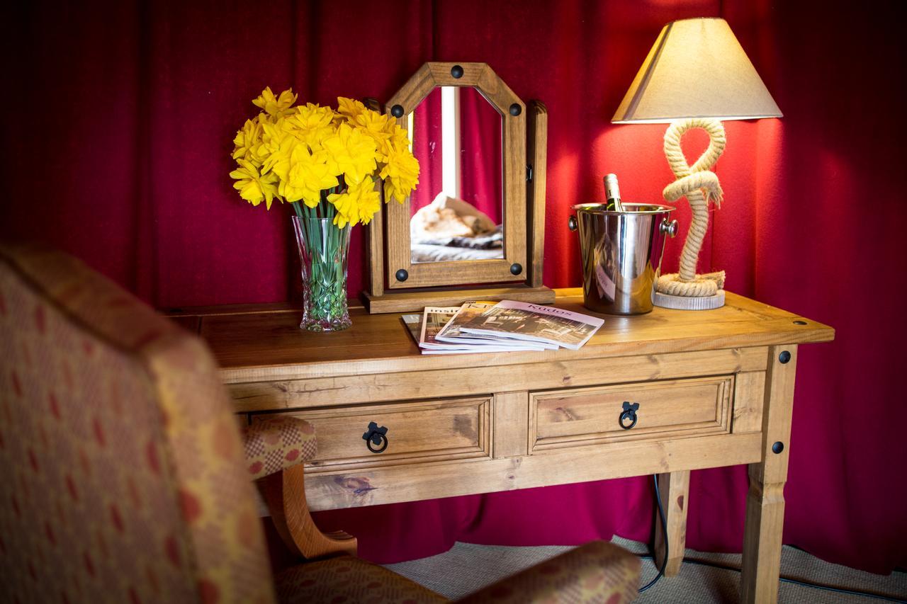 Leeds Castle Knights Glamping Hotel Buitenkant foto